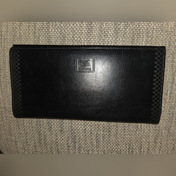 Burberry Black Leather Wallet EUC - Picture 1 of 6